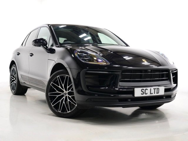 2022 Porsche Macan S 