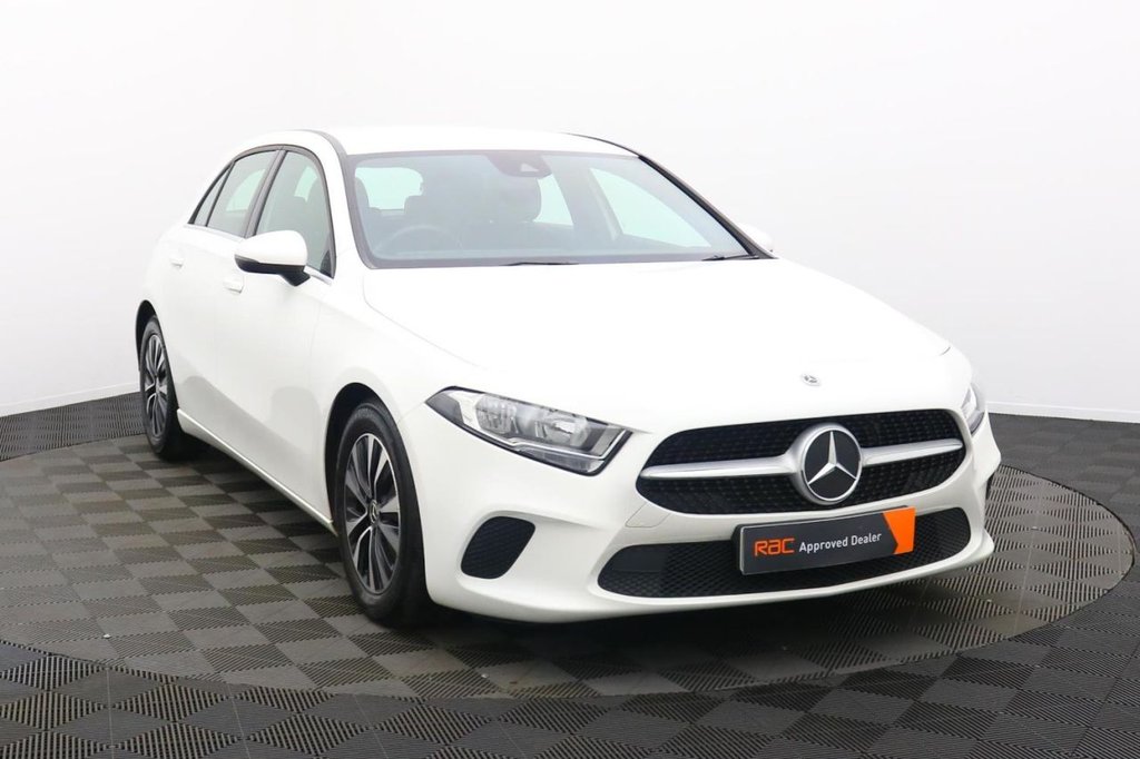 USED 2020 70 MERCEDES-BENZ A-CLASS 1.3 A180 SE Hatchback 5dr Petrol Manual Euro 6 (s/s) (136 ps) Sat Nav Apple Car Play