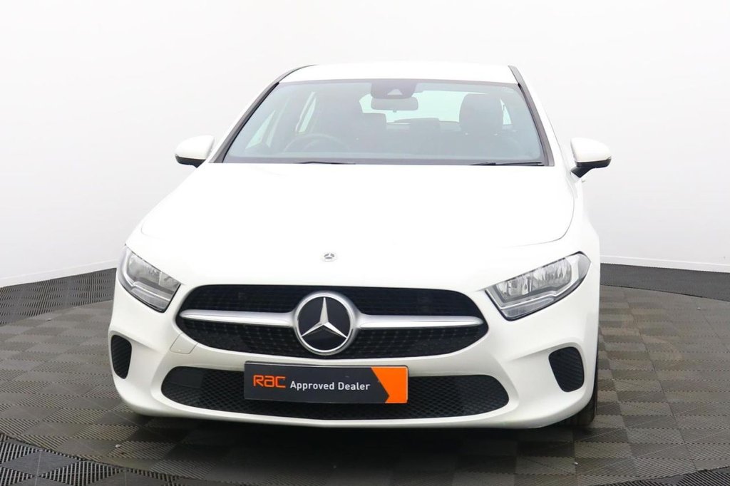 USED 2020 70 MERCEDES-BENZ A-CLASS 1.3 A180 SE Hatchback 5dr Petrol Manual Euro 6 (s/s) (136 ps) Sat Nav Apple Car Play