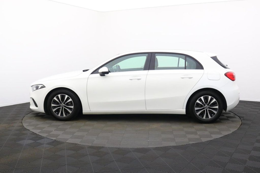 USED 2020 70 MERCEDES-BENZ A-CLASS 1.3 A180 SE Hatchback 5dr Petrol Manual Euro 6 (s/s) (136 ps) Sat Nav Apple Car Play