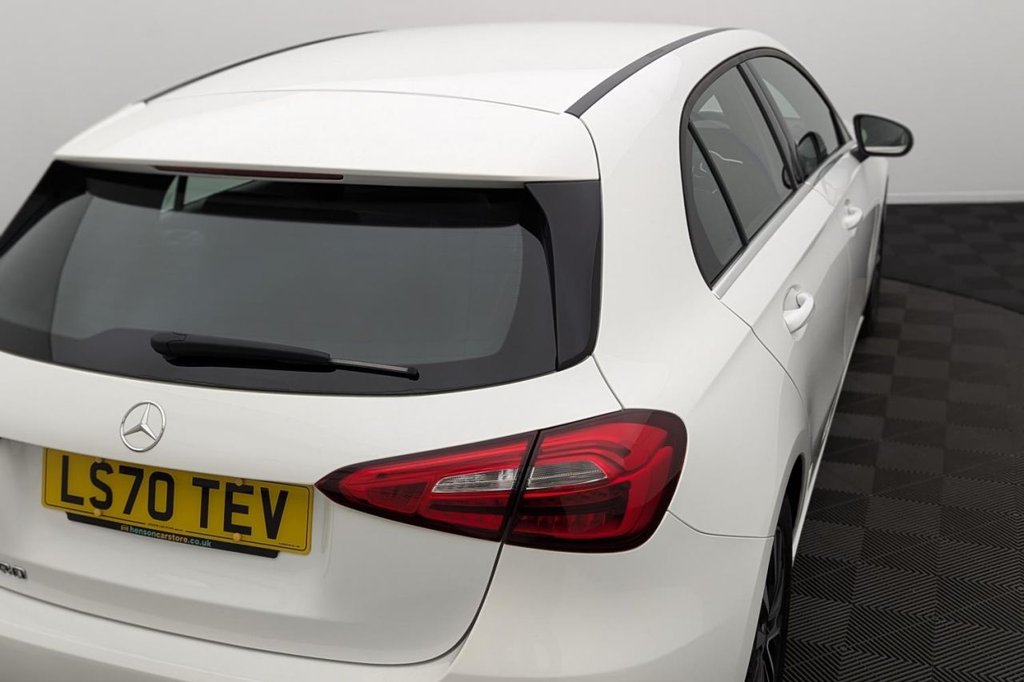 USED 2020 70 MERCEDES-BENZ A-CLASS 1.3 A180 SE Hatchback 5dr Petrol Manual Euro 6 (s/s) (136 ps) Sat Nav Apple Car Play