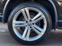 USED 2015 65 VOLKSWAGEN TIGUAN 2.0 TDI BlueMotion Tech R-Line SUV 5dr Diesel Manual 4WD Euro 6 (s/s) (150 ps) 