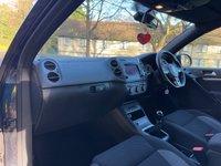 USED 2015 65 VOLKSWAGEN TIGUAN 2.0 TDI BlueMotion Tech R-Line SUV 5dr Diesel Manual 4WD Euro 6 (s/s) (150 ps) 