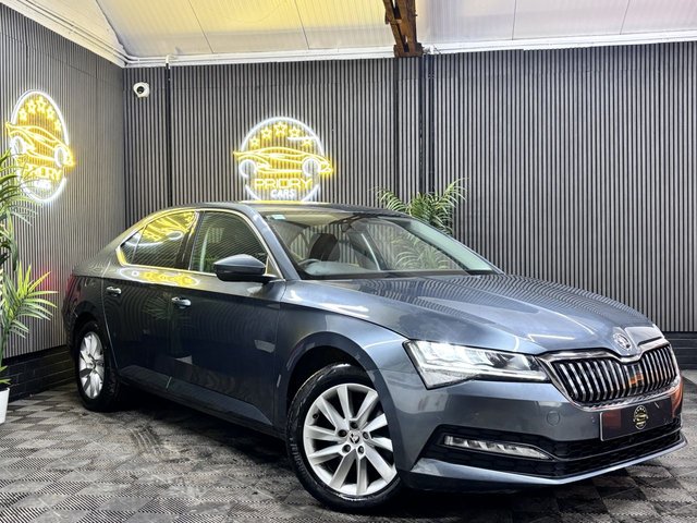 View our SKODA SUPERB