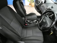 USED 2015 15 HYUNDAI I30 1.6 CRDi Active Hatchback 5dr Diesel Auto Euro 5 (110 ps) NICE TIDY EXAMPLE AIR CON BLUETOOTH CRUISE PARKING SENSORS