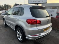 USED 2015 64 VOLKSWAGEN TIGUAN 2.0 TDI BlueMotion Tech R-Line SUV 5dr Diesel Manual 4WD Euro 5 (s/s) (Nav) (140 ps) 2 KEYS CAM BELT RENEWED
