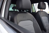 USED 2016 VOLKSWAGEN TIGUAN 2.0 TDI BlueMotion Tech R-Line SUV 5dr Diesel Manual 4Motion Euro 6 (s/s) (150 ps) PAN ROOF / POWER TAILGATE