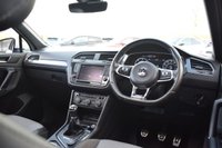 USED 2016 VOLKSWAGEN TIGUAN 2.0 TDI BlueMotion Tech R-Line SUV 5dr Diesel Manual 4Motion Euro 6 (s/s) (150 ps) PAN ROOF / POWER TAILGATE