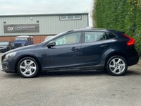 USED 2015 15 VOLVO V40 CROSS COUNTRY 2.0 D2 Lux Nav Hatchback 5dr Diesel Manual Euro 6 (s/s) (120 ps) FULL SERVICE HISTORY