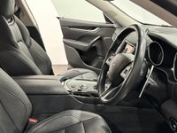 USED 2018 18 MASERATI LEVANTE 3.0D V6 SUV 5dr Diesel ZF 4WD Euro 6 (s/s) (275 ps) Euro 6 3.0D Maserat Levante,Full Leather Interior Maserati Embossed Head Restraints,Privacy Glass, 21" Alloy Wheels