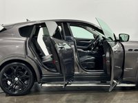 USED 2018 18 MASERATI LEVANTE 3.0D V6 SUV 5dr Diesel ZF 4WD Euro 6 (s/s) (275 ps) Euro 6 3.0D Maserat Levante,Full Leather Interior Maserati Embossed Head Restraints,Privacy Glass, 21" Alloy Wheels