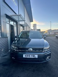 USED 2019 19 VOLKSWAGEN TIGUAN 2.0 TDI SE Navigation SUV 5dr Diesel DSG Euro 6 (s/s) (150 ps) 