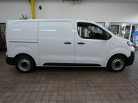 USED 2021 71 PEUGEOT E-EXPERT e 1200 75kWh Professional Standard Panel Van 6dr Electric Auto MWB (136 ps) BRILLIANT VAUXHALL VIVARO EQUIVALENT &pound;0 ROAD TAX 3 SEATS ANDROID APPLE CARPLAY AC CRUISE PARK SENSORS 1 OWNER SERVICE HISTORY WARRANTY