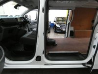 USED 2021 71 PEUGEOT E-EXPERT e 1200 75kWh Professional Standard Panel Van 6dr Electric Auto MWB (136 ps) BRILLIANT VAUXHALL VIVARO EQUIVALENT &pound;0 ROAD TAX 3 SEATS ANDROID APPLE CARPLAY AC CRUISE PARK SENSORS 1 OWNER SERVICE HISTORY WARRANTY