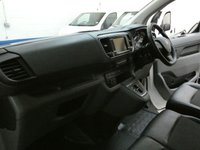 USED 2021 71 PEUGEOT E-EXPERT e 1200 75kWh Professional Standard Panel Van 6dr Electric Auto MWB (136 ps) BRILLIANT VAUXHALL VIVARO EQUIVALENT &pound;0 ROAD TAX 3 SEATS ANDROID APPLE CARPLAY AC CRUISE PARK SENSORS 1 OWNER SERVICE HISTORY WARRANTY