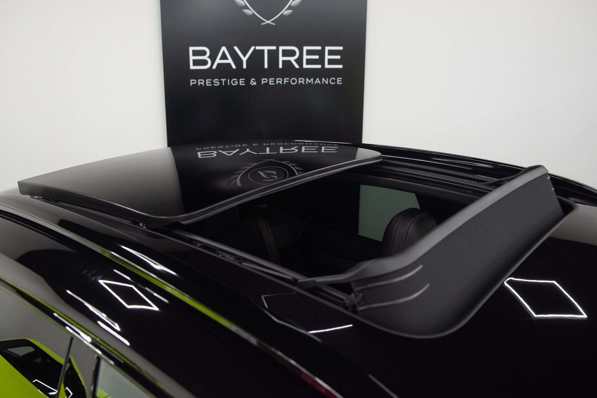 USED 2024 74 PORSCHE MACAN 100kWh Turbo Electric 