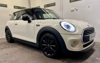 2017 MINI HATCH