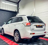 USED 2014 64 MITSUBISHI OUTLANDER 2.0h 12kWh GX4h SUV 5dr Petrol Plug-in Hybrid CVT 4WD Euro 5 (s/s) (200 ps) 