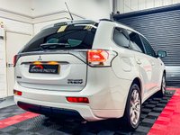 USED 2014 64 MITSUBISHI OUTLANDER 2.0h 12kWh GX4h SUV 5dr Petrol Plug-in Hybrid CVT 4WD Euro 5 (s/s) (200 ps) 