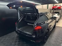 USED 2011 61 PORSCHE CAYENNE 4.8T V8 SUV 5dr Petrol TiptronicS 4WD Euro 5 (s/s) (500 ps) Massive Spec|Custom Exhaust