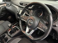 USED 2019 69 NISSAN QASHQAI 1.3 DIG-T N-Connecta SUV 5dr Petrol Manual Euro 6 (s/s) (140 ps) Panoramic Sunroof