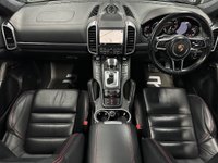 USED 2014 64 PORSCHE CAYENNE 4.8T V8 Turbo SUV 5dr Petrol TiptronicS 4WD Euro 6 (s/s) (520 ps) PAN|PDCC|PTV|Carbon interior