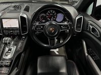 USED 2014 64 PORSCHE CAYENNE 4.8T V8 Turbo SUV 5dr Petrol TiptronicS 4WD Euro 6 (s/s) (520 ps) PAN|PDCC|PTV|Carbon interior