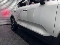 USED 2018 68 VOLVO XC40 2.0 D4 Inscription Pro SUV 5dr Diesel Auto AWD Euro 6 (s/s) (190 ps) FVSH|360 Cam|Pan Roof|HK Sound