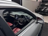 USED 2018 68 VOLVO XC40 2.0 D4 Inscription Pro SUV 5dr Diesel Auto AWD Euro 6 (s/s) (190 ps) FVSH|360 Cam|Pan Roof|HK Sound