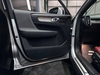 USED 2018 68 VOLVO XC40 2.0 D4 Inscription Pro SUV 5dr Diesel Auto AWD Euro 6 (s/s) (190 ps) FVSH|360 Cam|Pan Roof|HK Sound