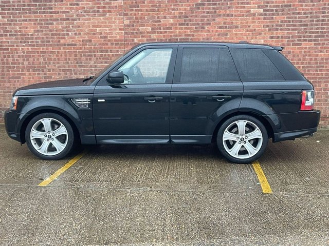 View our LAND ROVER RANGE ROVER SPORT