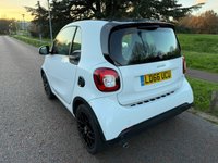 USED 2016 66 SMART FORTWO 1.0 Edition White Coupe 2dr Petrol Manual Euro 6 (s/s) (71 ps) HEATED LEATHER-TOUCH SCREEN