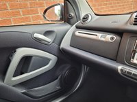 USED 2011 11 SMART FORTWO 1.0 MHD Passion Coupe 2dr Petrol SoftTouch Euro 5 (s/s) (71 bhp) 