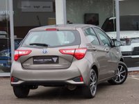 USED 2019 19 TOYOTA YARIS 1.5 VVT-h Icon Tech Hatchback 5dr Petrol Hybrid E-CVT Euro 6 (s/s) (100 ps) 