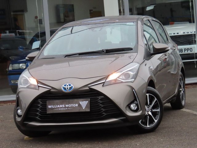 2019 19 Toyota Yaris 1.5 VVT-h Icon Tech Hatchback 5dr Petrol Hybrid E-CVT Euro 6 (s/s) (100 ps)