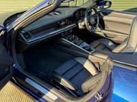 USED 2020 70 PORSCHE 911 3.0T 992 Carrera 4 Convertible 2dr Petrol PDK 4WD Euro 6 (s/s) (385 ps) 