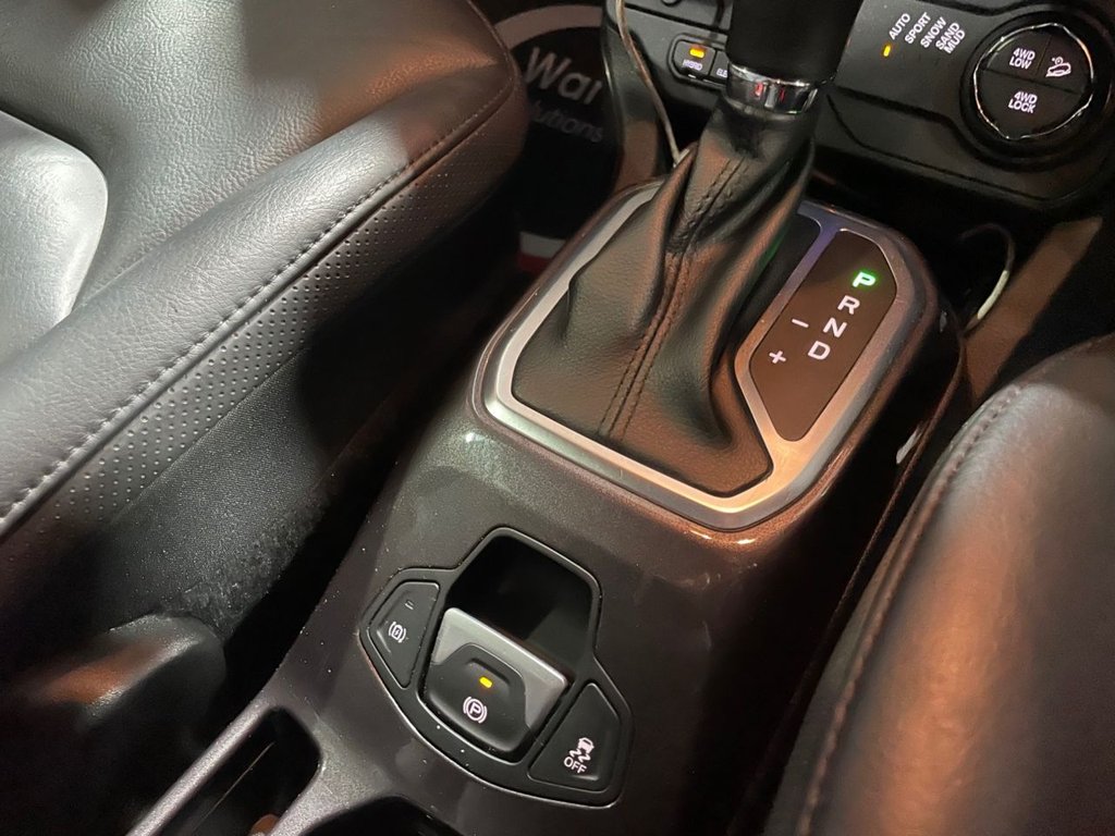 USED 2020 70 JEEP RENEGADE 1.3 GSE T4 11.4kWh Limited SUV 5dr Petrol Plug-in Hybrid Auto 4xe Euro 6 (s/s) (190 ps) APPLE CARPLAY+NAV+F/LEATHER+XENON