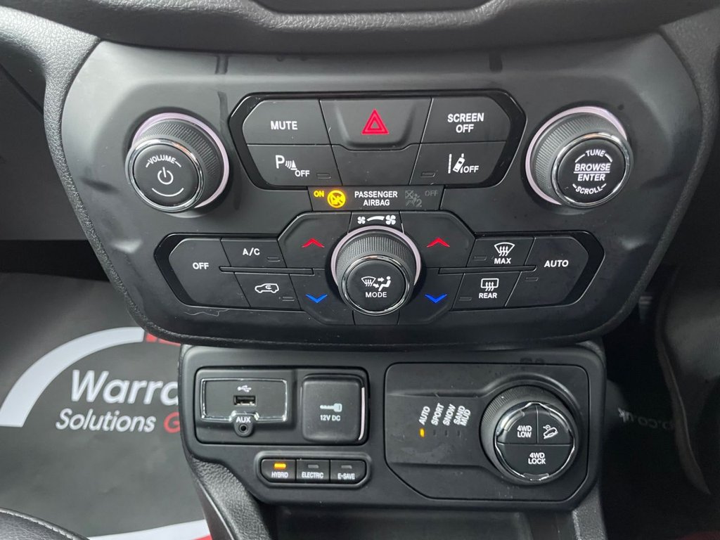 USED 2020 70 JEEP RENEGADE 1.3 GSE T4 11.4kWh Limited SUV 5dr Petrol Plug-in Hybrid Auto 4xe Euro 6 (s/s) (190 ps) APPLE CARPLAY+NAV+F/LEATHER+XENON