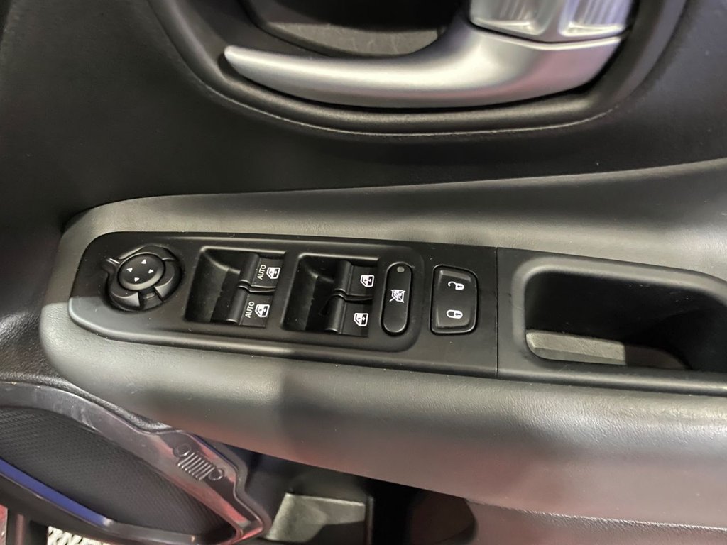 USED 2020 70 JEEP RENEGADE 1.3 GSE T4 11.4kWh Limited SUV 5dr Petrol Plug-in Hybrid Auto 4xe Euro 6 (s/s) (190 ps) APPLE CARPLAY+NAV+F/LEATHER+XENON