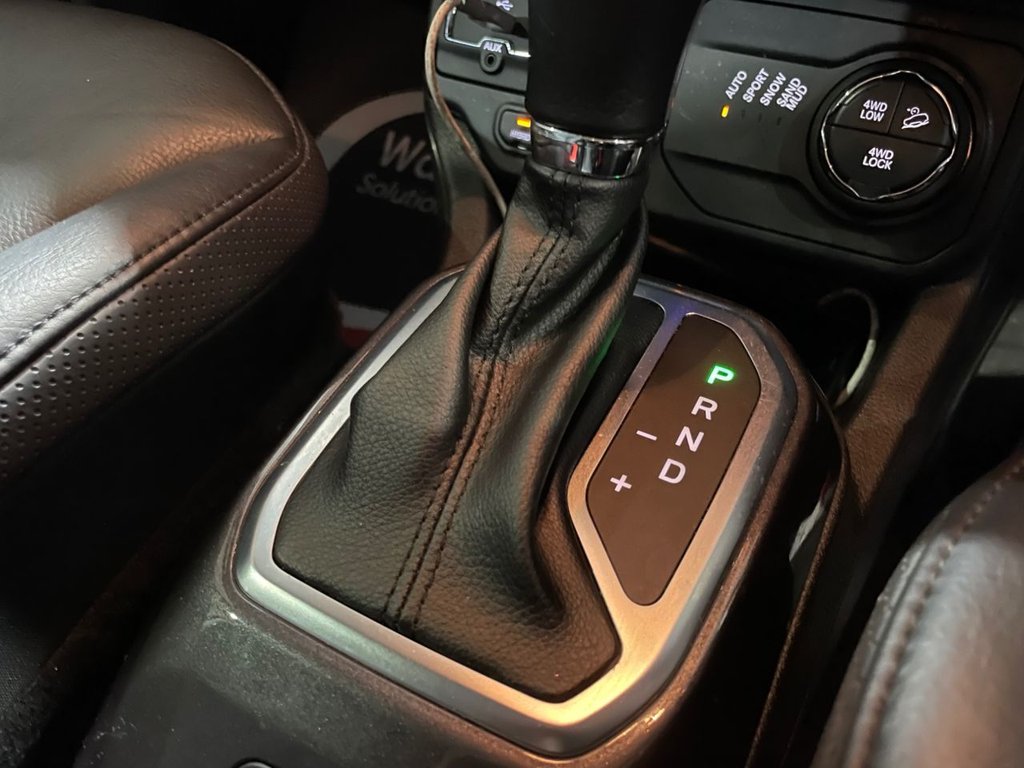 USED 2020 70 JEEP RENEGADE 1.3 GSE T4 11.4kWh Limited SUV 5dr Petrol Plug-in Hybrid Auto 4xe Euro 6 (s/s) (190 ps) APPLE CARPLAY+NAV+F/LEATHER+XENON