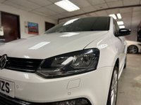 USED 2015 15 VOLKSWAGEN POLO 1.2 TSI BlueMotion Tech SE Design Hatchback 5dr Petrol Manual Euro 6 (s/s) (90 ps) LOW RATE FINANCE AVAILABLE + RAC PLATINUM WARRANTY INCLUDED
