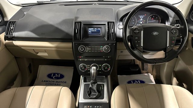 View our LAND ROVER FREELANDER 2