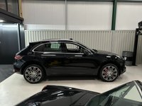 USED 2015 15 PORSCHE MACAN 3.6T V6 Turbo SUV 5dr Petrol PDK 4WD Euro 6 (s/s) (400 ps) &pound;8k of options