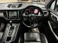 USED 2015 15 PORSCHE MACAN 3.6T V6 Turbo SUV 5dr Petrol PDK 4WD Euro 6 (s/s) (400 ps) &pound;8k of options