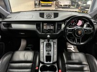USED 2015 15 PORSCHE MACAN 3.6T V6 Turbo SUV 5dr Petrol PDK 4WD Euro 6 (s/s) (400 ps) &pound;8k of options