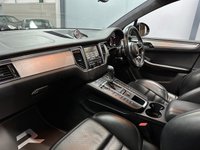 USED 2015 15 PORSCHE MACAN 3.6T V6 Turbo SUV 5dr Petrol PDK 4WD Euro 6 (s/s) (400 ps) &pound;8k of options