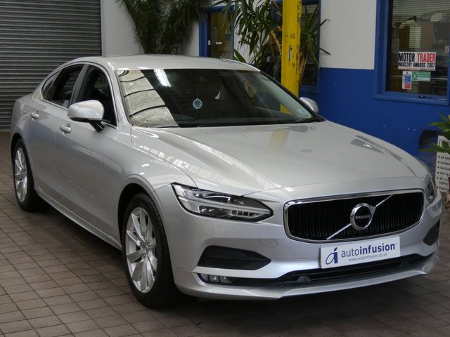 2019 69 Volvo S90 2.0 T4 Momentum Plus Saloon 4dr Petrol Auto Euro 6 (s/s) (190 ps)