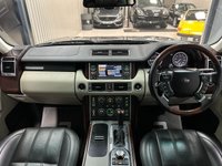 USED 2010 10 LAND ROVER RANGE ROVER 3.6 TD V8 Vogue SE SUV 5dr Diesel Auto 4WD Euro 4 (271 ps) SUV