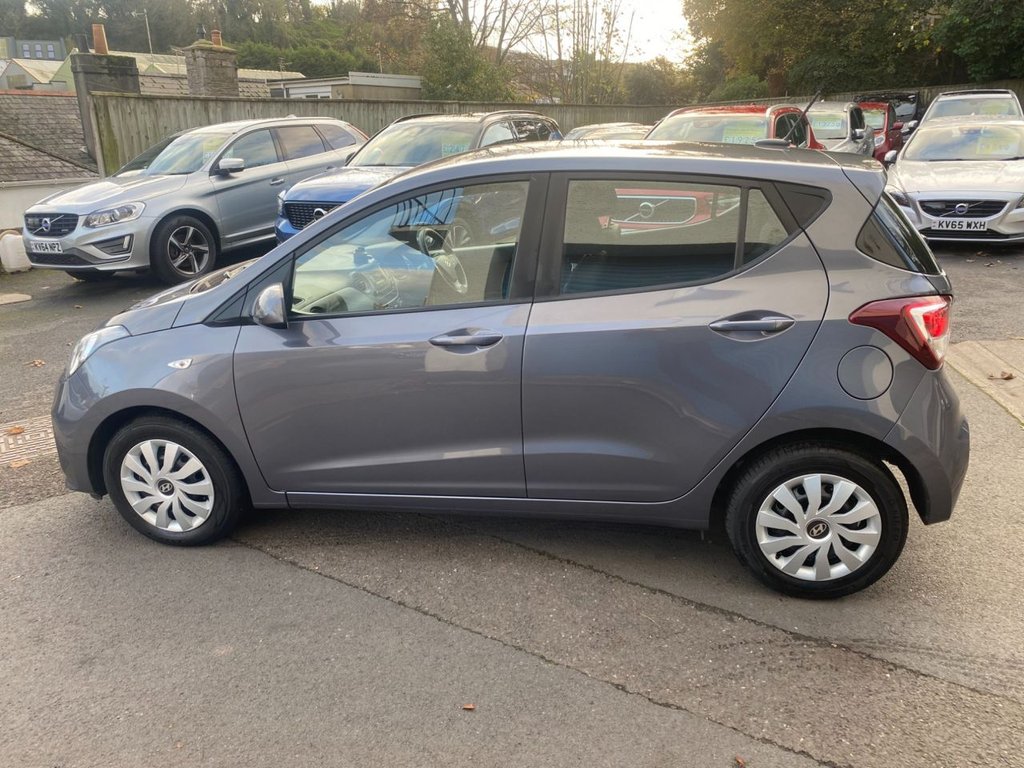 USED 2017 67 HYUNDAI I10 1.2 SE Hatchback 5dr Petrol Manual Euro 6 (87 ps) DAB AND BLUETOOTH