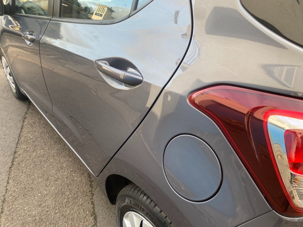USED 2017 67 HYUNDAI I10 1.2 SE Hatchback 5dr Petrol Manual Euro 6 (87 ps) DAB AND BLUETOOTH